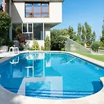 펜션 El Castanal Con Piscina Privada *