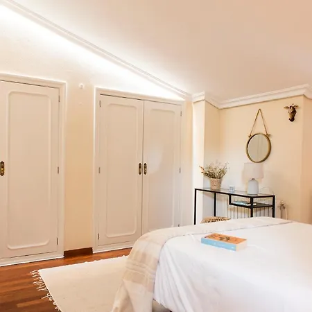 El Castanal Con Piscina Privada بيت للعطل *