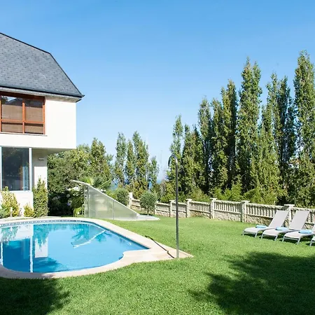 El Castanal Con Piscina Privada Holiday home