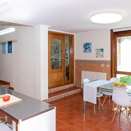 El Castanal Con Piscina Privada * فيجو