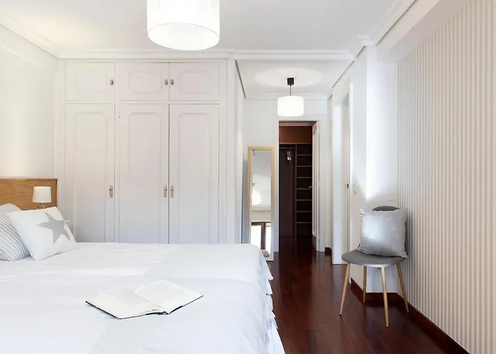 El Castanal Con Piscina Privada Tatil Evi