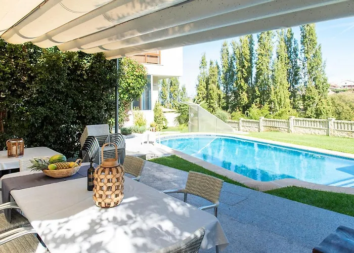 El Castanal Con Piscina Privada Vigo